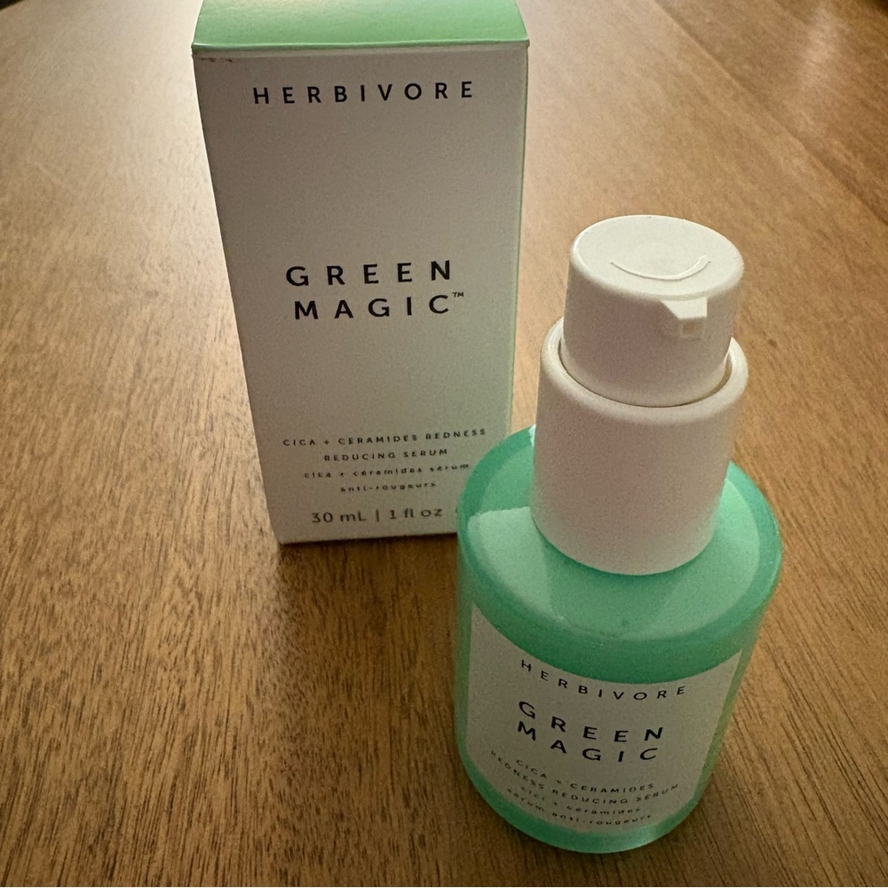 Herbivore Green Magic Redness Reducing Serum - Cica + Ceramides